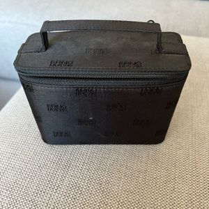 Erno Laszlo make up travel box